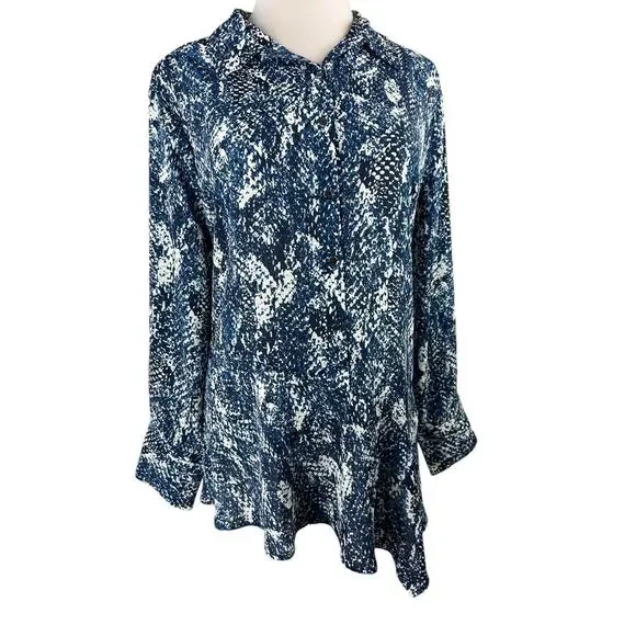 Susan Graver Printed Woven Tunic Top Asymmetrical Hem Blouse Blue Plus Size 3X - Picture 4 of 10
